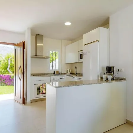 Tetuan 17 Oasis Nerja