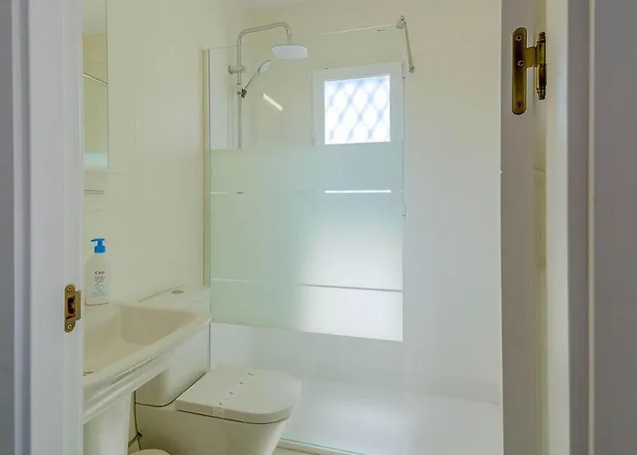 Tetuan 17 Oasis * Нерха